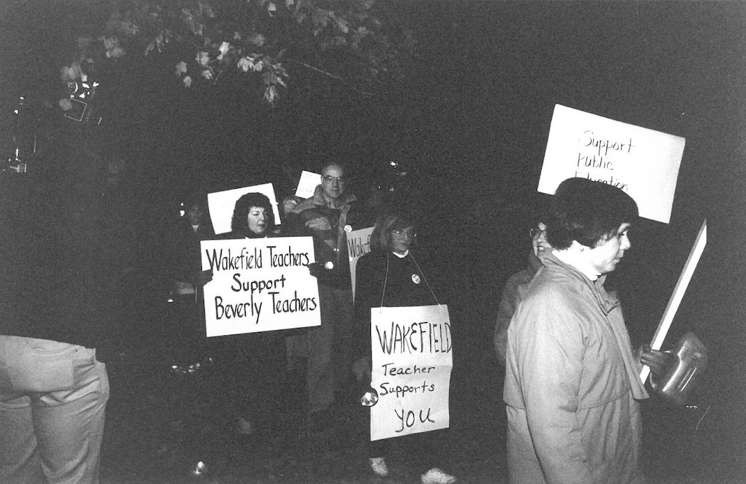 Crowded picket line.
